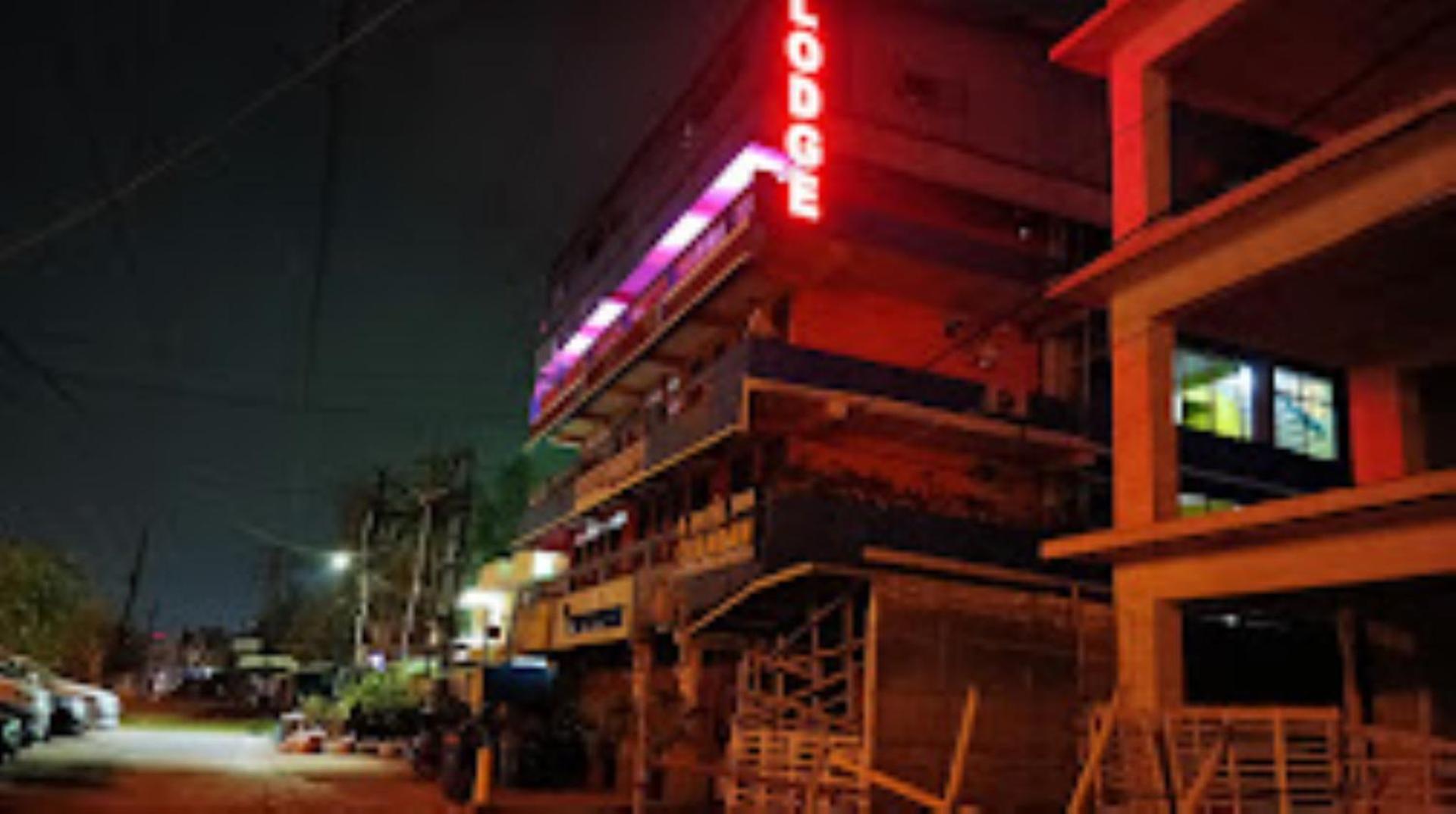 Hotel Chandan,בובנשוואר מראה חיצוני תמונה